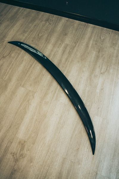 F32 Carbon Fiber Low Kick Performance Style Spoiler