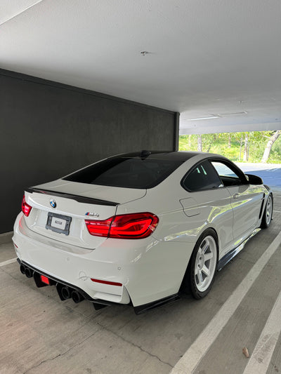 4-Piece Carbon Fiber Rear Diffuser with LED Brake Light for BMW F80 M3 / F82