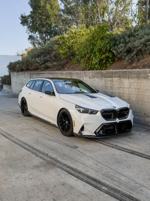 G90/G99 M5 MP Carbon Fiber Side Skirts