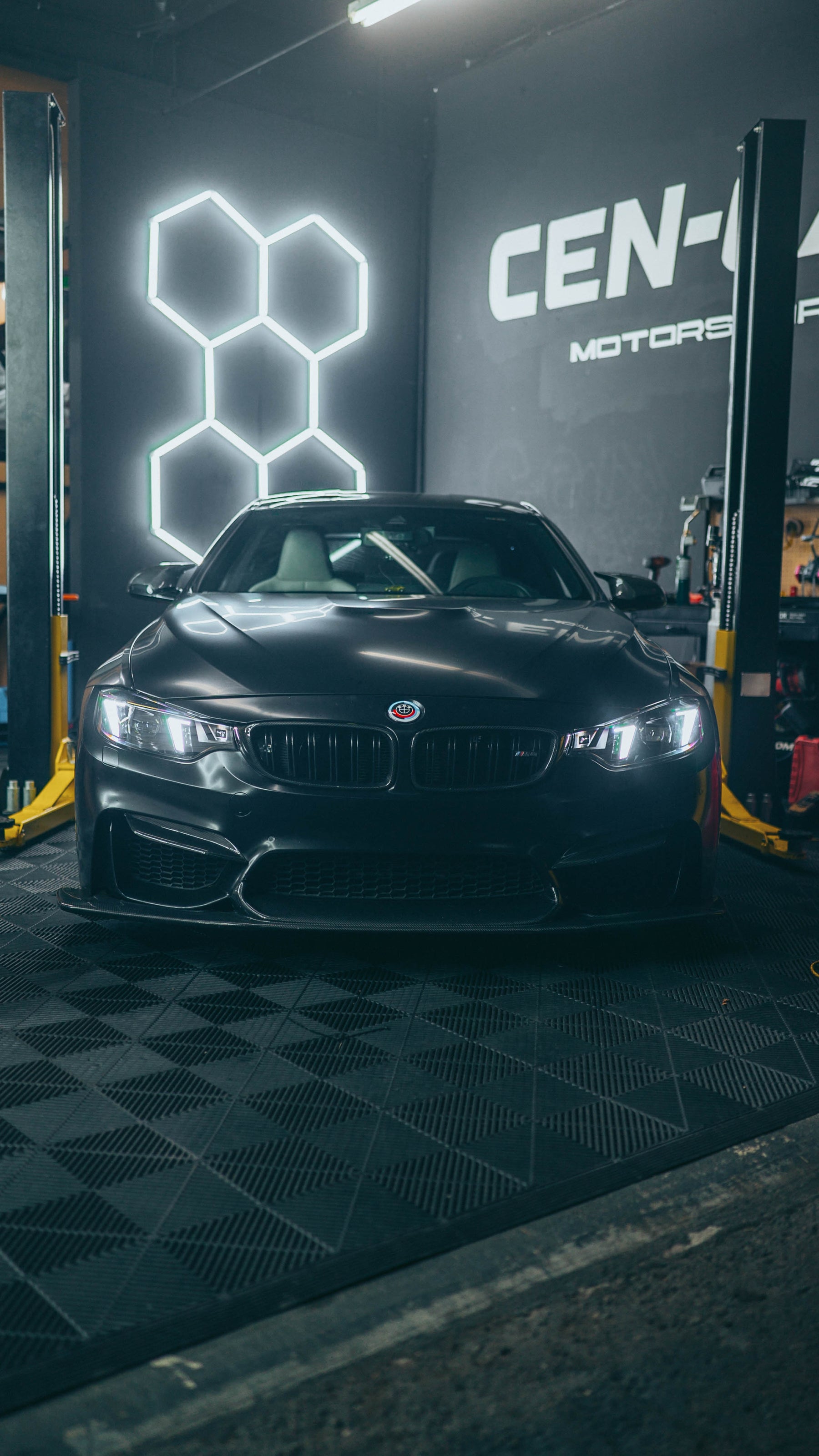 Snake Eye Color-Switching LED Headlights — F80/F82/F32 (Yellow/White DRLs)