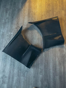 Toyota A90/A91 MKV Supra E-Style Carbon Fiber Fenders