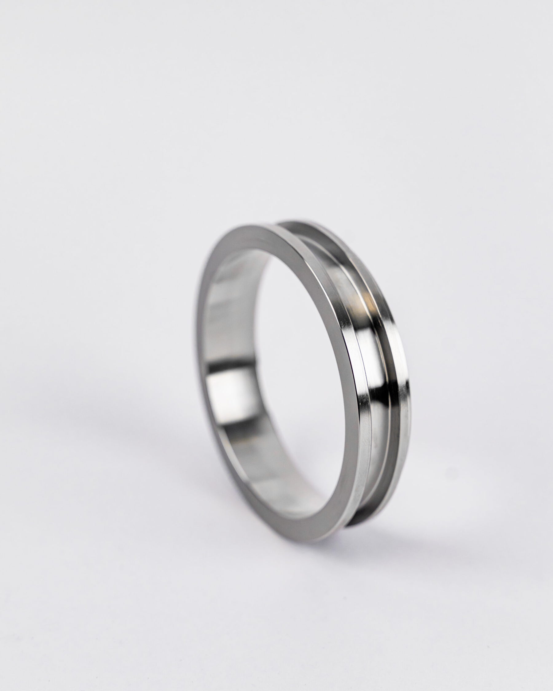 Precision Turbo T4 3 5/8″ SS304 Turbine Discharge Flange – 3.5″ Tubing